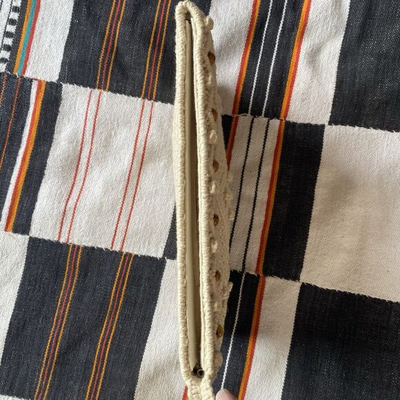 Vintage 1970’s Crochet Macrame Clutch Wristlet Handbag. Flex Frame. Never Used. - Picture 13 of 15